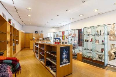 Agrandir l'image 2 sur 9, fenêtre modale